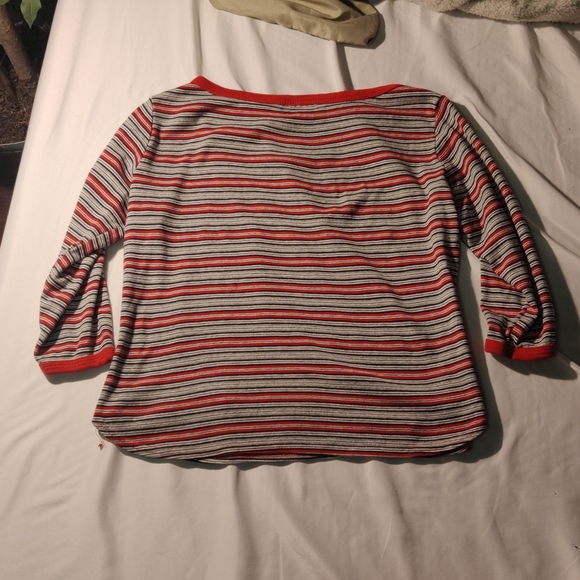 Slim red grey stripe crewneck sweater - Picture 5 of 9